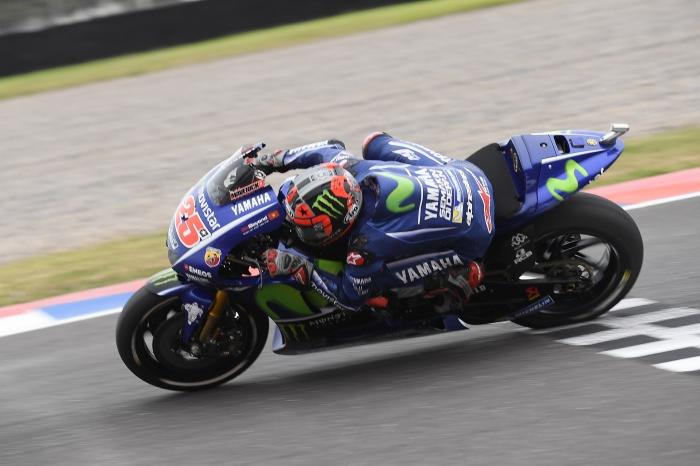 SEGUNDA Y TERCERA FILA EN LA CLASIFICACIÓN PARA MOVISTAR YAMAHA EN ARGENTINA
