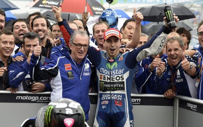 Lorenzo deslumbra en el GP Movistar de Aragón y suma su primera victoria